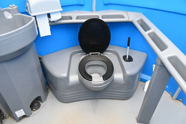 Best Sanitation services for porta potties  in Altadena, CA
